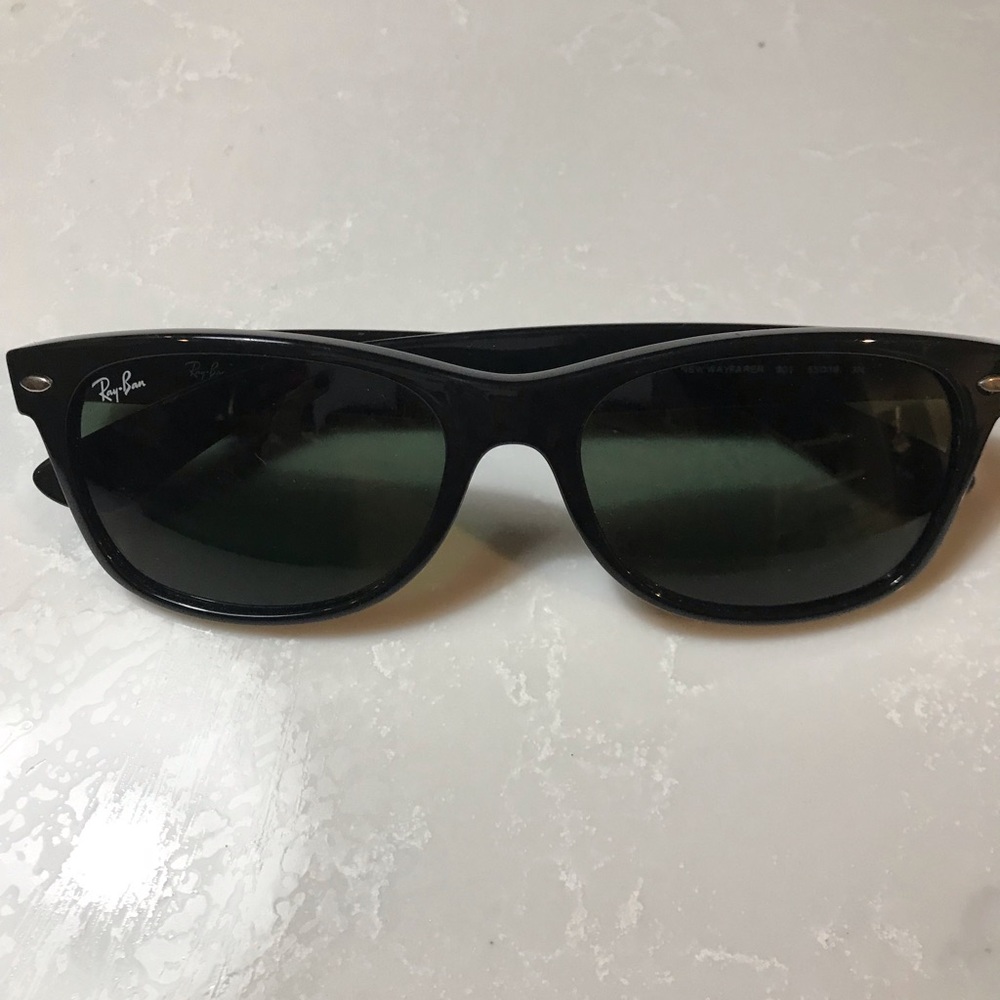 Ray Ban “new wayfarer”